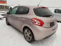 Peugeot 208 2013 - Car for spare parts