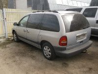 Chrysler Voyager / Town & Country 2000 - Car for spare parts