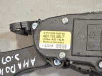 Volkswagen Amarok Gas pedal (with sensor) Part code: 6Q1723503P
Body type: Pikap
Engine t...