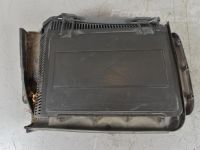 BMW 5 (E39) Cabin microfilter housing, right Part code: 64318379624
Body type: Sedaan