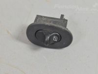 Saab 9-3 Electric window switch, right (rear) Part code: 4519989
Body type: 5-ust luukpära