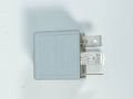 relays Volkswagen Caddy / 01.2004-12.2010
Part code: 1...