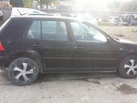 Volkswagen Golf 4 1999 - Car for spare parts
