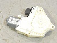 Skoda Superb (3T) Window regulator engine, rear right Part code: 8K0959812A
Body type: 5-ust luukpära...