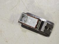 Volkswagen Touran The fuel lid opening switch Part code: 1T0959833A  REH
Body type: Mahtunive...