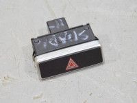 Volkswagen Sharan Hazard light Switch Part code: 7N0953509C XSH
Body type: Mahtuniver...