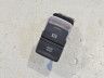 Volkswagen Golf 7 Switch (electromechanical parking brake) Part code: 5G0927225D WZU
Body type: 5-ust luuk...