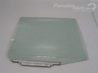 Toyota Land Cruiser 100 1998-2007 Door window, right (rear) Part code: 6811360250
Body type: Maastur