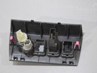 Toyota RAV4 (XA20) 2000-2006 Seat heater switch