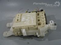 Toyota RAV4 (XA20) 2000-2006 Fuse Box / Electricity central Lisamärkmed: 5K02-1342