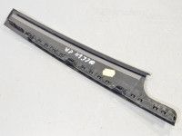 Volkswagen Golf 7 Front door moulding, right Part code: 5G4837890B  041
Body type: 5-ust luu...