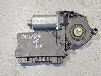 Volkswagen Touareg Window regulator engine, front left Part code: 7L0959701H  009
Body type: Maastur