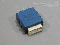 Toyota Yaris Verso 2000-2005 Control unit for central locking Part code: 85980-52051