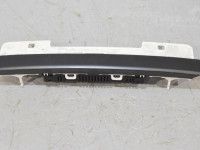 Volkswagen Touareg Parking aid ( display on the roof, front) Part code: 7L6919473G
Body type: Maastur