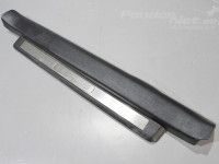 Lexus IS Front door scuff plate, left Part code: 67920-53040
Body type: Sedaan