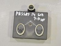 Volkswagen Passat (B8) Control unit for rear door, right Part code: 5Q0959595D
Body type: Sedaan