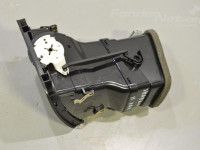 Volkswagen Sharan Air duct (instrument panel), right Part code: 7N0819704D ZNX
Body type: Mahtuniver...