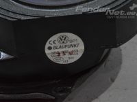 Volkswagen Phaeton Front door loudspeaker Part code: 3D0035453
Body type: Sedaan
Engine t...
