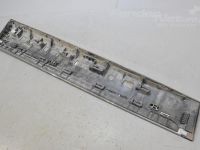 Front door moulding, right Part code: 801861399R