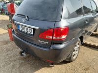 Toyota Avensis Verso 2003 - Car for spare parts
