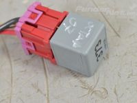 relays Part code: 8D0951253A
Body type: Sedaan
Engine ...