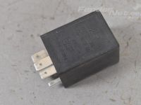Ford Galaxy relays Part code: 95VW14512AA
Body type: Mahtuniversaa...