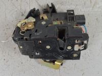 Audi A6 (C5) Door lock, left (rear) Part code: 4B0839015G
Body type: Universaal
Eng...