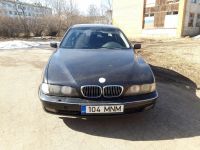 BMW 5 (E39) 2000 - Car for spare parts