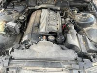 BMW 7 (E38) 1996 - Car for spare parts