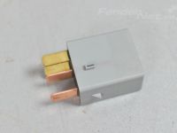 Subaru Legacy relays Part code: 25230AA190
Body type: Universaal