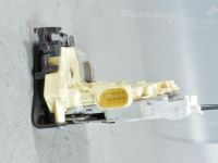 Volkswagen Passat Door lock, right (rear) Part code: 3C4839016A
Body type: Universaal
Eng...