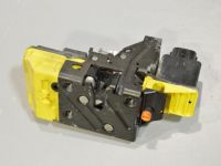Volvo V70 Door lock, left (rear) Part code: 30699754
Body type: Universaal
Engin...