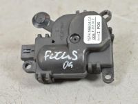 Ford Focus Servomotor (air recirculation) Part code: 1117612 -> 1144030
Body type: Univer...