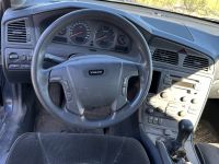 Volvo V70 2000 - Car for spare parts