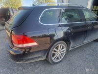 Volkswagen Golf 5 2009 - Car for spare parts