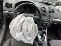 Volkswagen Golf 5 2004 - Car for spare parts